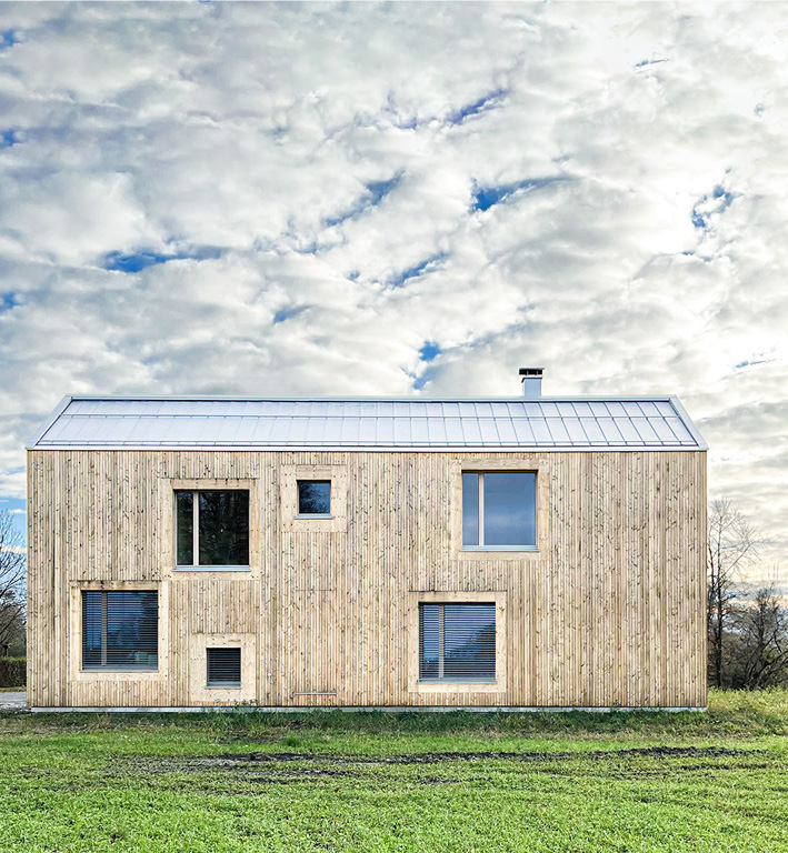 Einfamilienhaus Neubau Meiningen Vorarlberg – Moderne Architektur mit Holzfassade